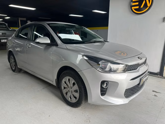 KIA RIO 4 LX 1.4 2019 - Imagen 2