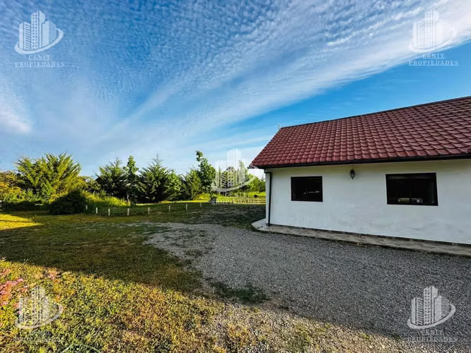 AMPLIA CASA EN PARCELA EN VENTA (LINARES) APTA PARA HIPOTECARIO