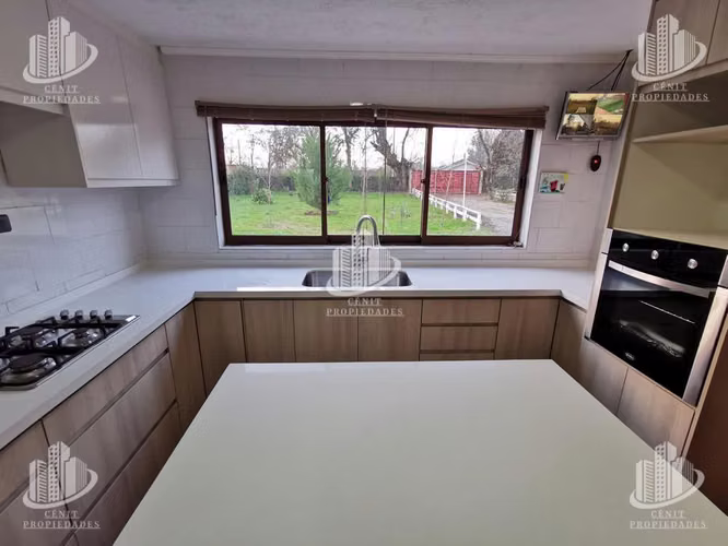 AMPLIA CASA EN PARCELA EN VENTA (LINARES) APTA PARA HIPOTECARIO