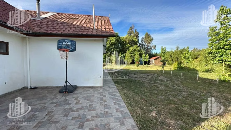 AMPLIA CASA EN PARCELA EN VENTA (LINARES) APTA PARA HIPOTECARIO