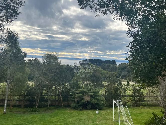 Encantadora Casa de Madera Nativa cerca de Puerto Varas