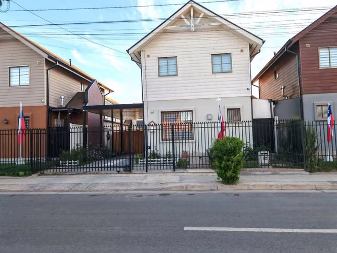 Valles del country , 4 dormitorios, 2 baños