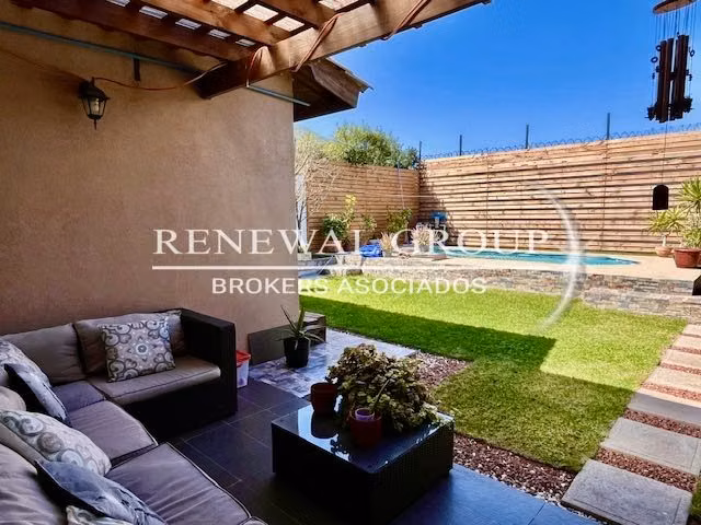 Impecable casa 4 D 3 B, cercano a colegios.   (121305) - Imagen 4