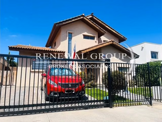 Impecable casa 4 D 3 B, cercano a colegios.   (121305) - Imagen 18