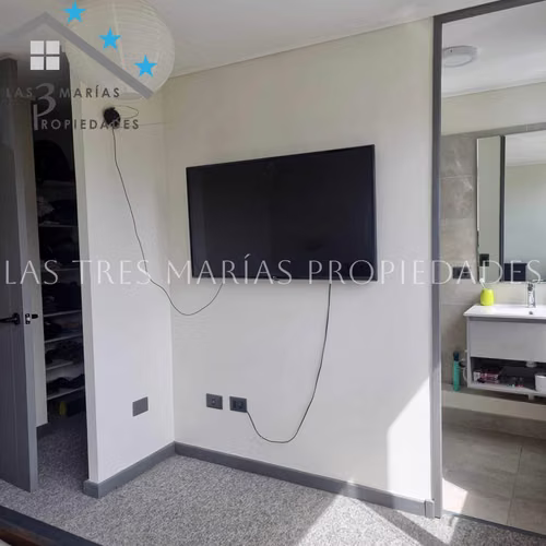 Moderno Townhouse para Inversión (121283)