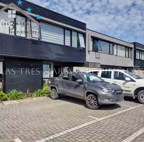Moderno Townhouse para Inversión (121283)