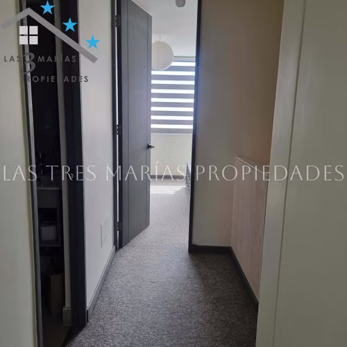 Moderno Townhouse para Inversión (121283)