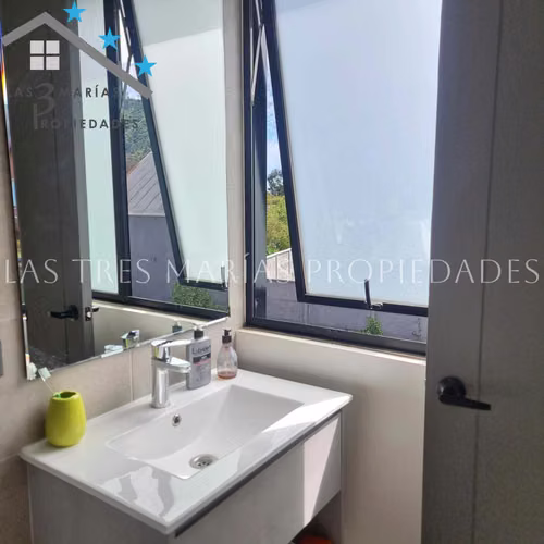 Moderno Townhouse para Inversión (121283)