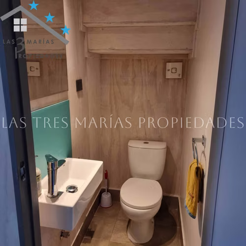 Moderno Townhouse para Inversión (121283)