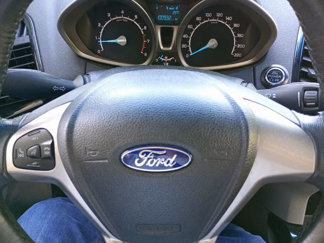 FORD ECOSPORT TITANIUM 1.6 MT 2015
