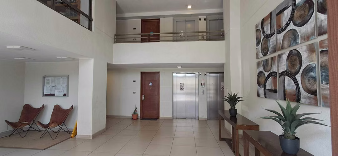 Oportunidad 2 dorm. 1 baño, 1 estac. (121736)
