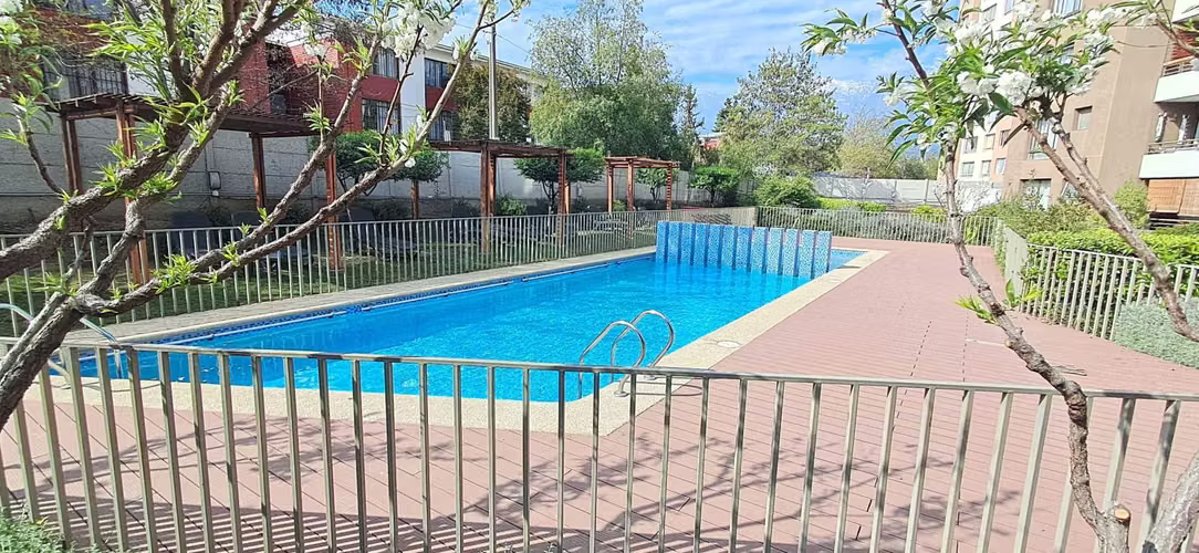 Oportunidad 2 dorm. 1 baño, 1 estac. (121736)