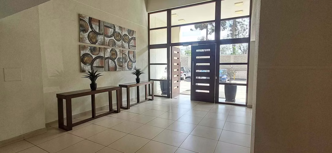 Oportunidad 2 dorm. 1 baño, 1 estac. (121736)