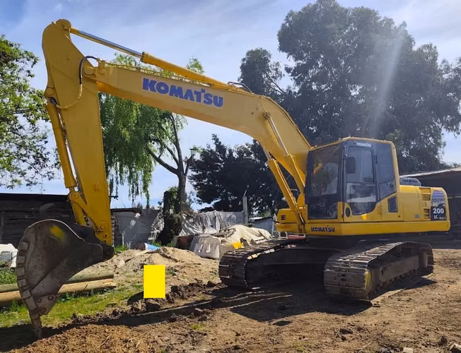 Excavadora Komatsu PC 200 LC 20 Ton Año  Hrs