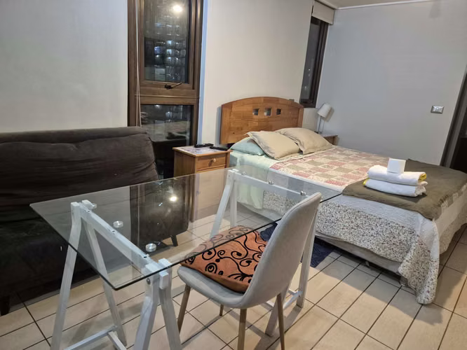 Departamento Estudio Las Condes. Lado Metro Manquehue