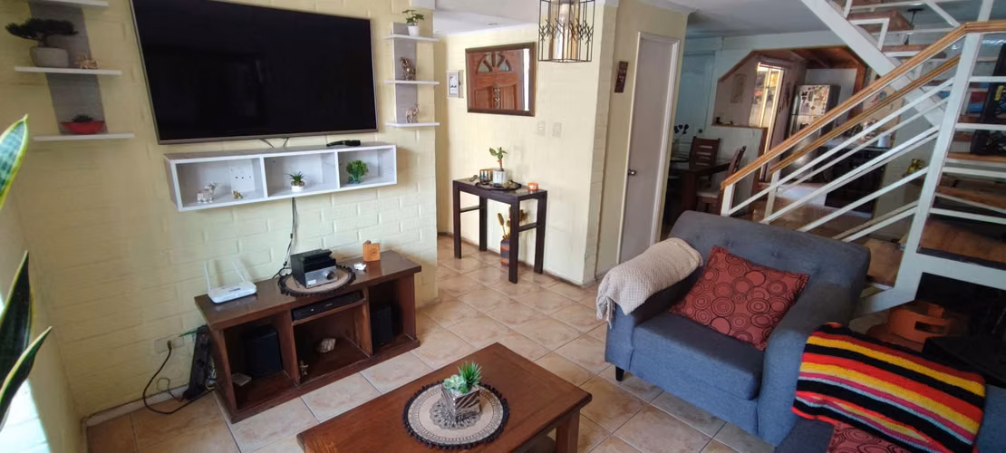 Linda Casa 3D2B en Microbarrio - Imagen 4