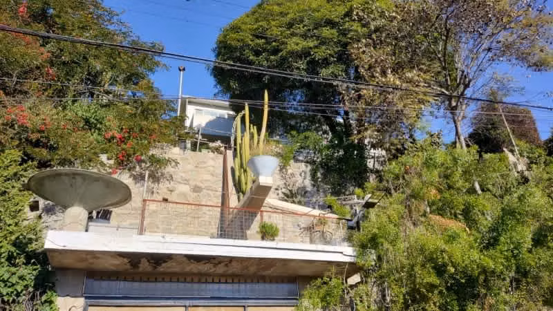 Se vende Amplia casa en Chorrillos