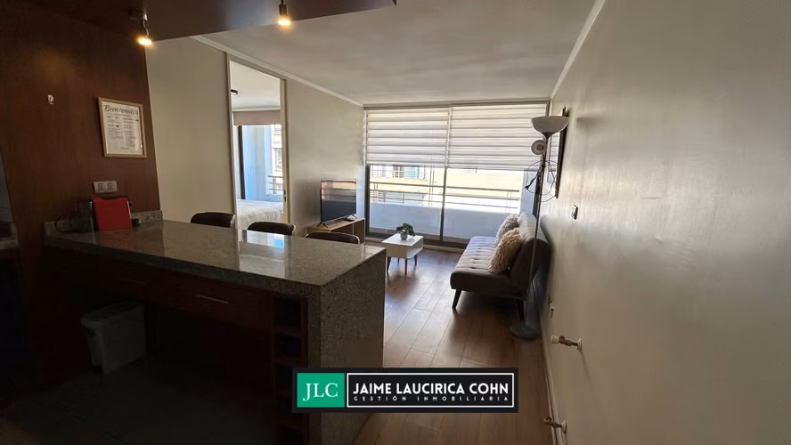 Departamento amoblado en arriendo Cochrane, piso 19