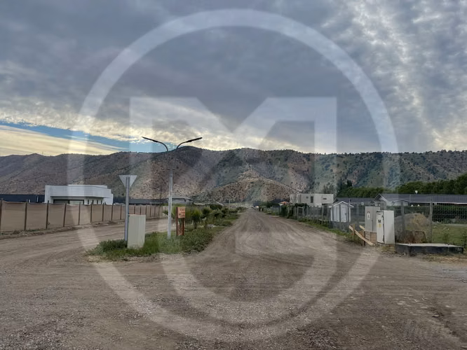 Parcela premium con luz – 5.000 m²Eqv (122513)