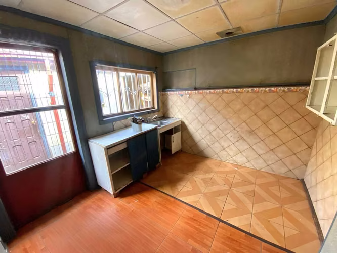 SE VENDE CASA EN SECTOR CENTRO DE TEMUCO (122543)