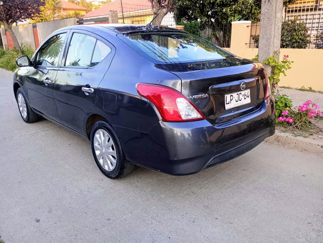 Nissan Versa Sense 2019 Mecanico Full Equipo 1.6