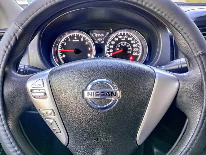 Nissan Versa Sense 2019 Mecanico Full Equipo 1.6