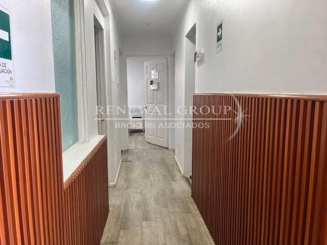 Amplio local comercial con excelente ubicació (122702)