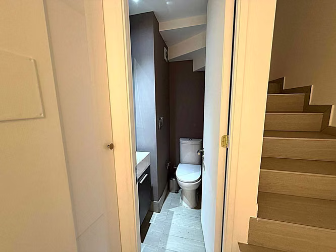 DPTO. DUPLEX DE 2D Y 2B A PASOS DE COLON (122777)