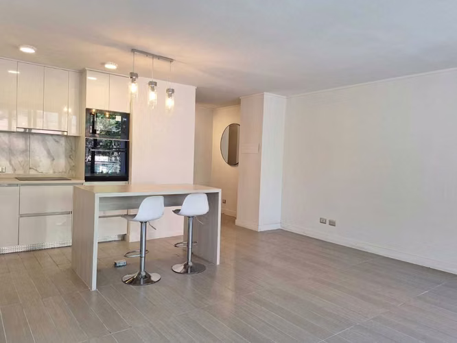 DPTO. DUPLEX DE 2D Y 2B A PASOS DE COLON (122777)