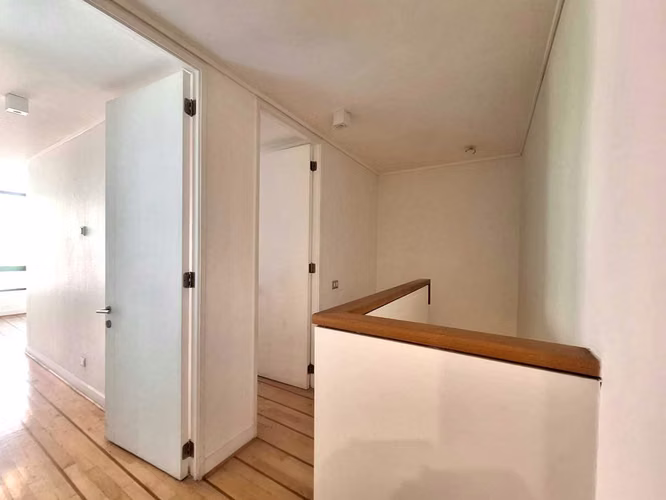 DPTO. DUPLEX DE 2D Y 2B A PASOS DE COLON (122777)