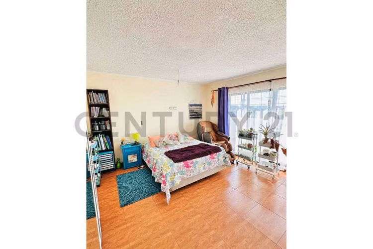 Vendo casa en Peñuelas con terraza panorámica