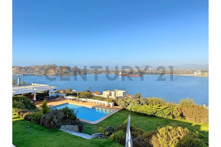 Se vende casa sector La Herradura