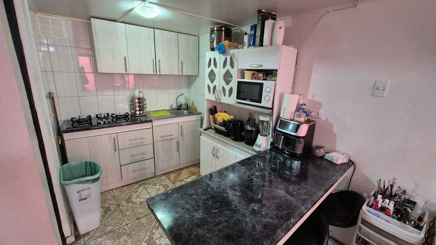 Gran Casa en General Salvo con 10 Dptos (122923)