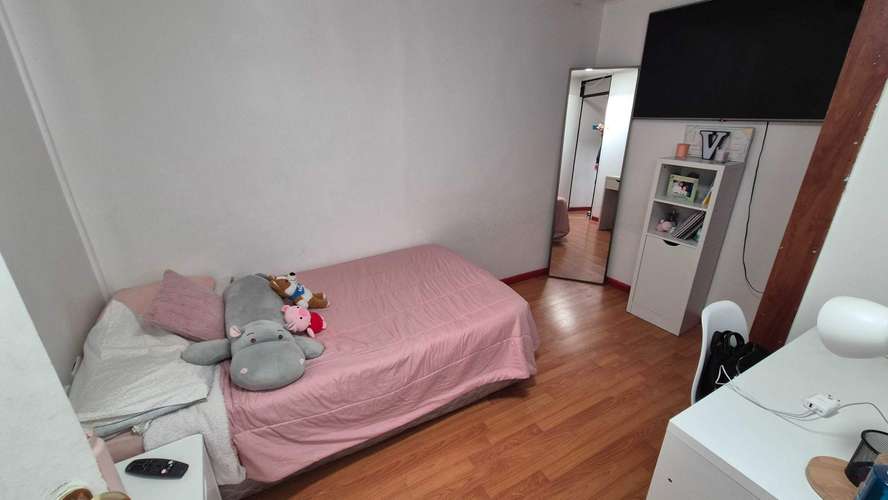 Gran Casa en General Salvo con 10 Dptos (122923)