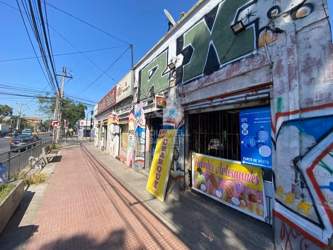 Propiedad comercial en Gran Avenida