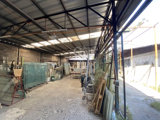 Casa comercial con gran potencial