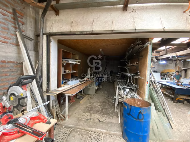 Casa comercial con gran potencial