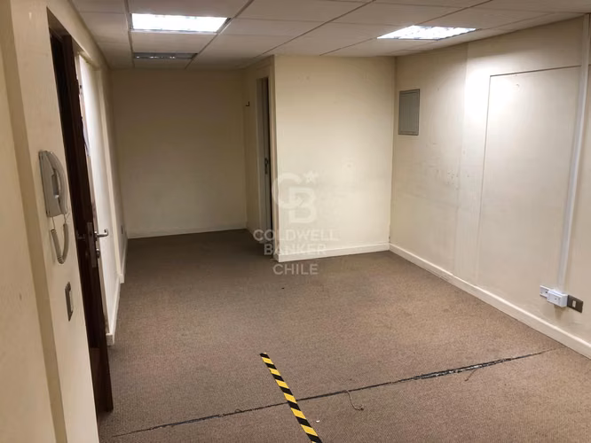 Oficinas de 40 m2 en centro de Puerto Montt