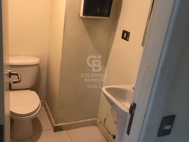 Oficinas de 32 m2 habilitadas en centro de Puerto Montt - Imagen 7