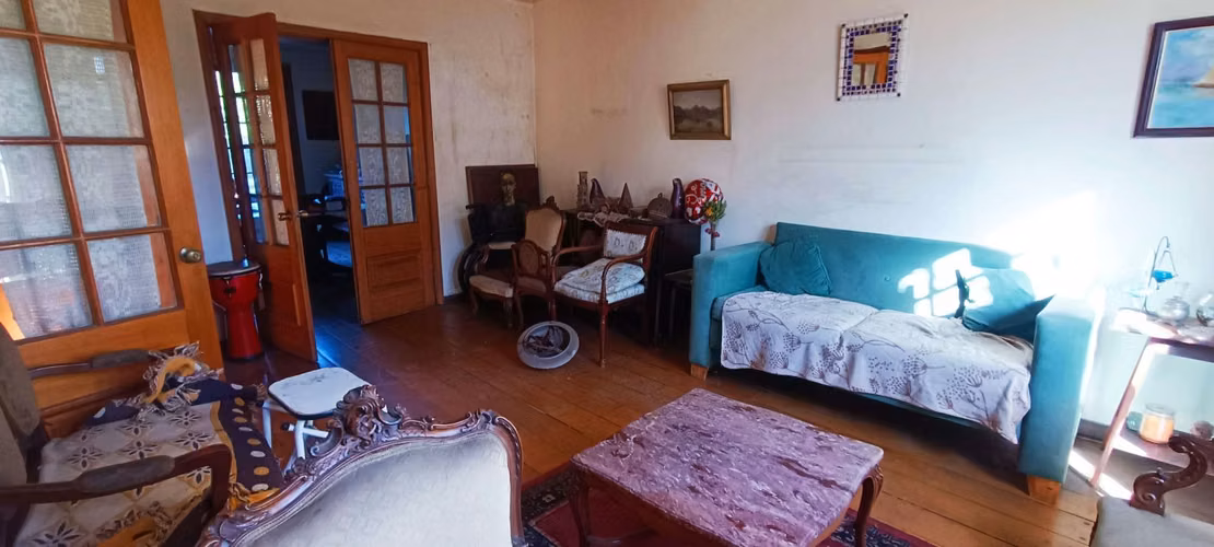 Casa solida de seis dormitorios en Ñuñoa - Imagen 4