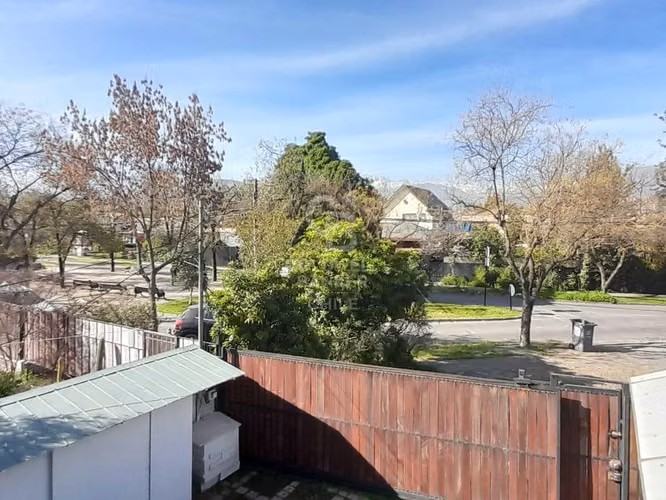Oportunidad, casa con excelente ubicación.ID 33720