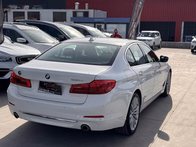 BMW 530 D LUXURY