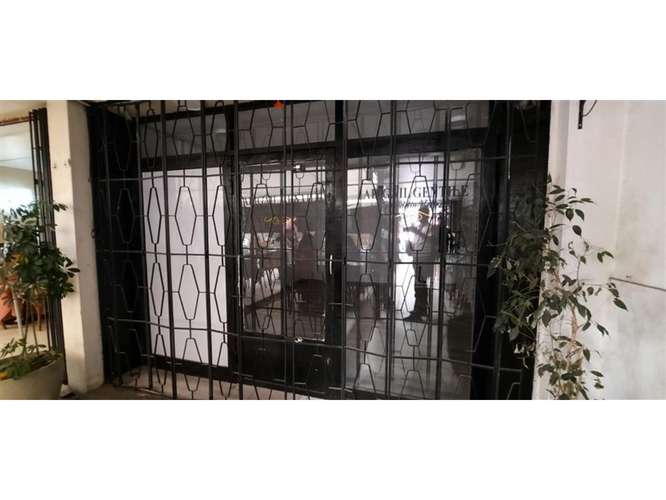 VENTA Local Comercial con Baño Escuela Militar Las Condes