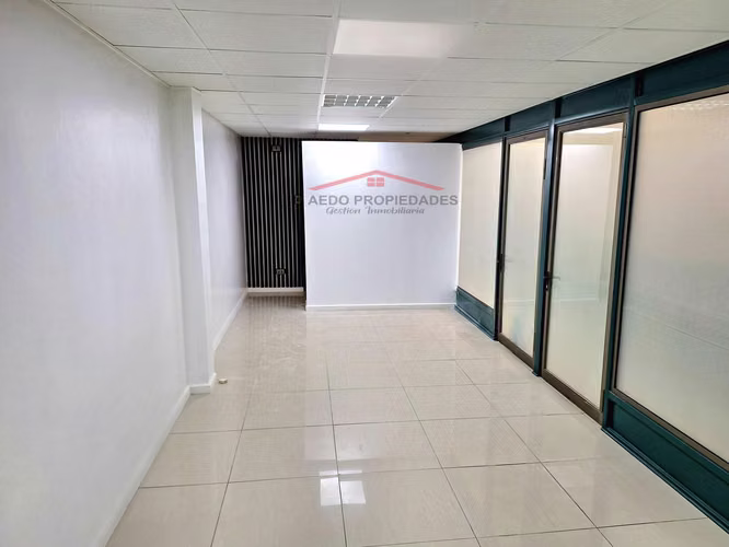 Se Arriendan Oficinas y Locales comerciales, Galeria centro de Quillota