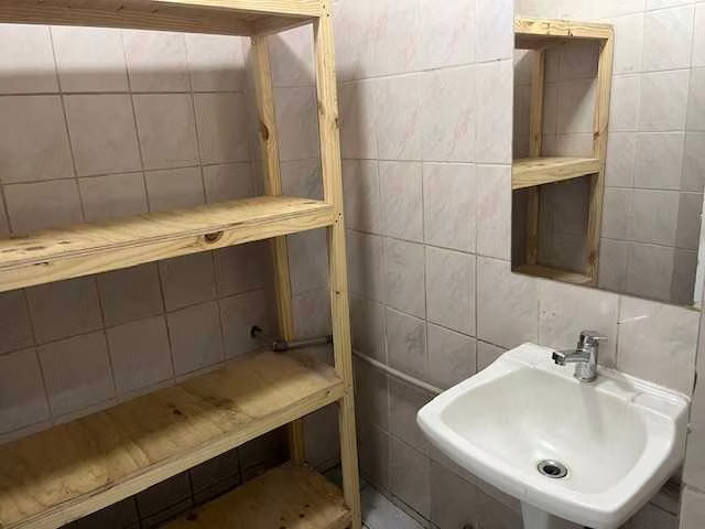 Local Com. de 160 m2 con Patente de Alcoholes (123116)