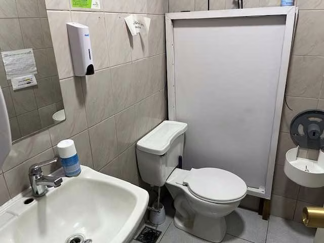 Local Com. de 160 m2 con Patente de Alcoholes (123116)