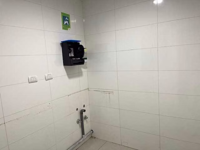 Local Com. de 160 m2 con Patente de Alcoholes (123116)