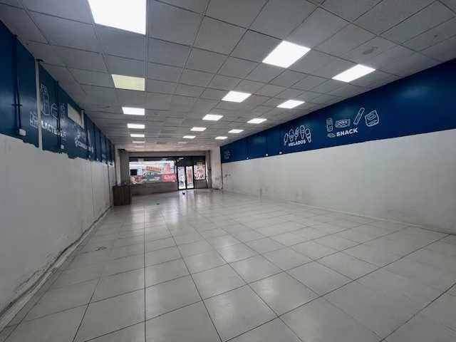 Local Com. de 160 m2 con Patente de Alcoholes (123116)