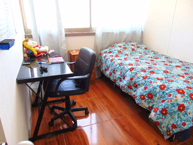 Vendo Departamento 70 m2, 3 Habitaciones, Barrio Inglés