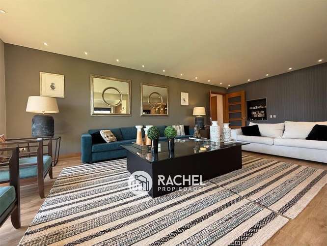 SE VENDE MARAVILLOSA CASA MEDITERRANEA CON GRAN TERRENO EN CONDOMINIO- Lomas del Carmen